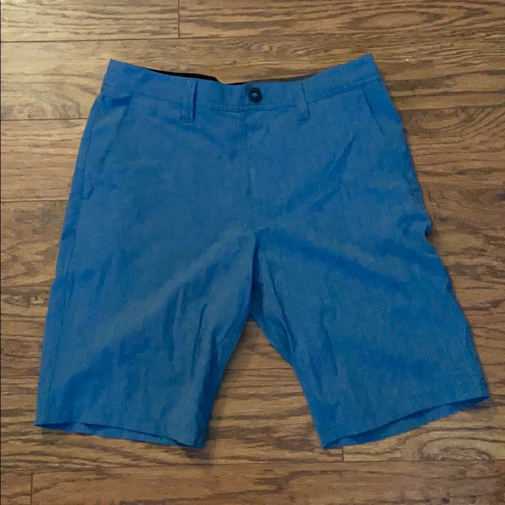Men’s Volcom shorts
